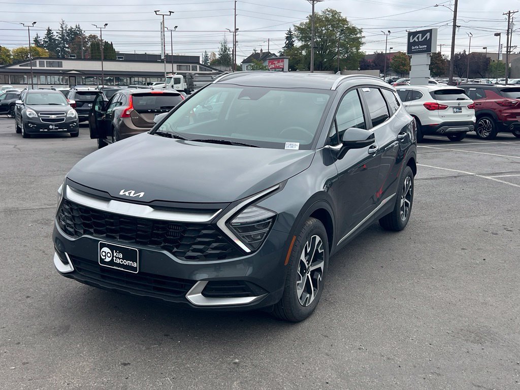 Used 2025 Kia Sportage EX AWD/4WD image 3