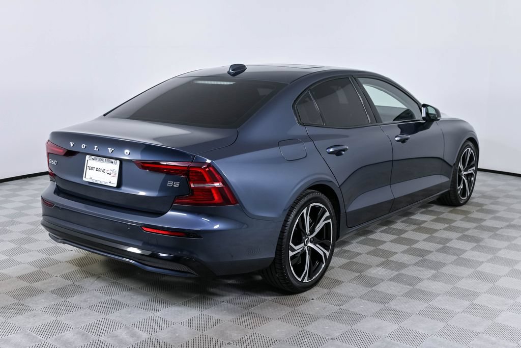 Certified 2024 Volvo S60 B5 Core FWD image 28
