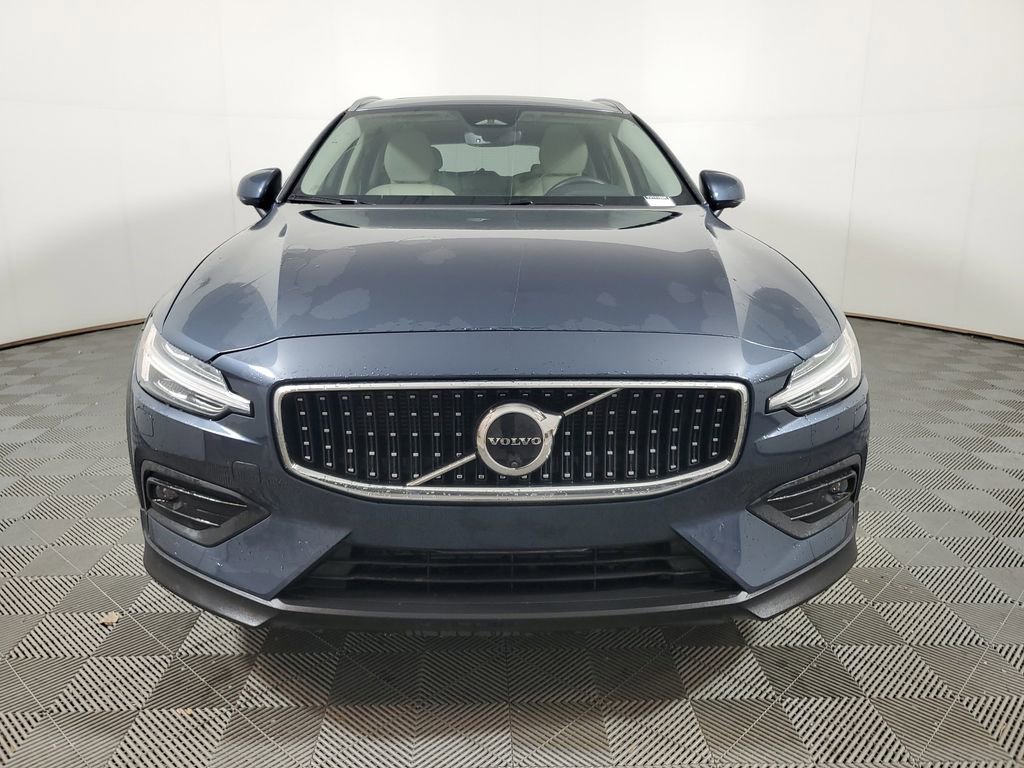 Certified 2026 Volvo V60 B5 Cross Country Plus w/ Protection Package Premier image 2