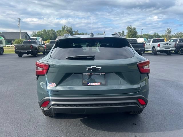 New 2026 Chevrolet Trax LT w/ Driver Confidence Package FWD image 4