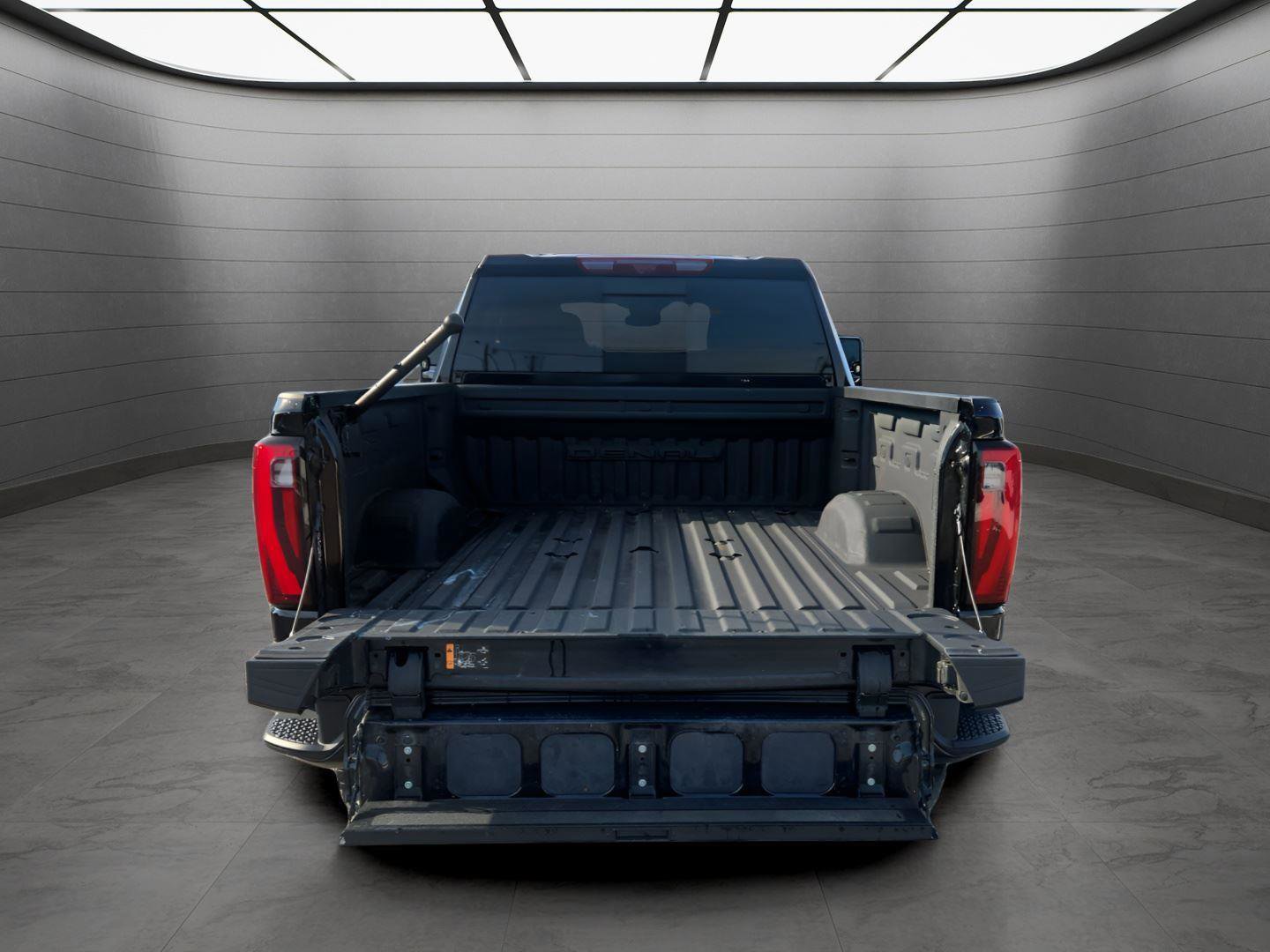 Used 2024 GMC Sierra 2500 Denali w/ Technology Package image 7