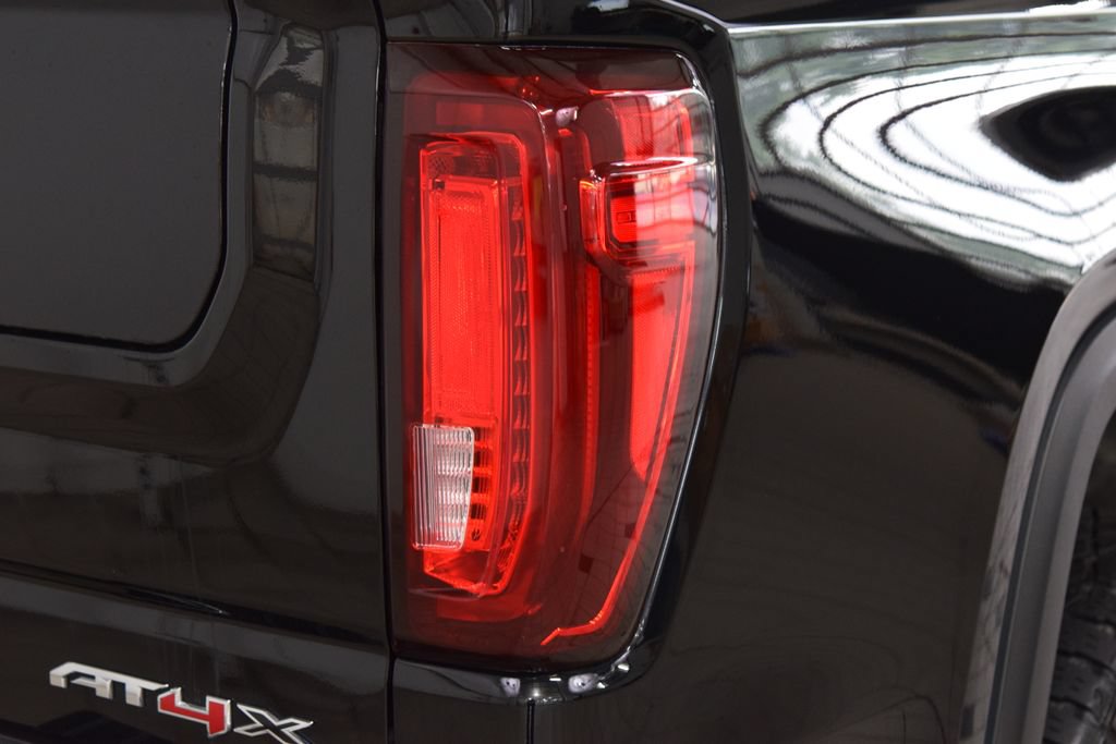 Used 2023 GMC Sierra 1500 AT4X w/ AT4X AEV Edition AWD/4WD image 21