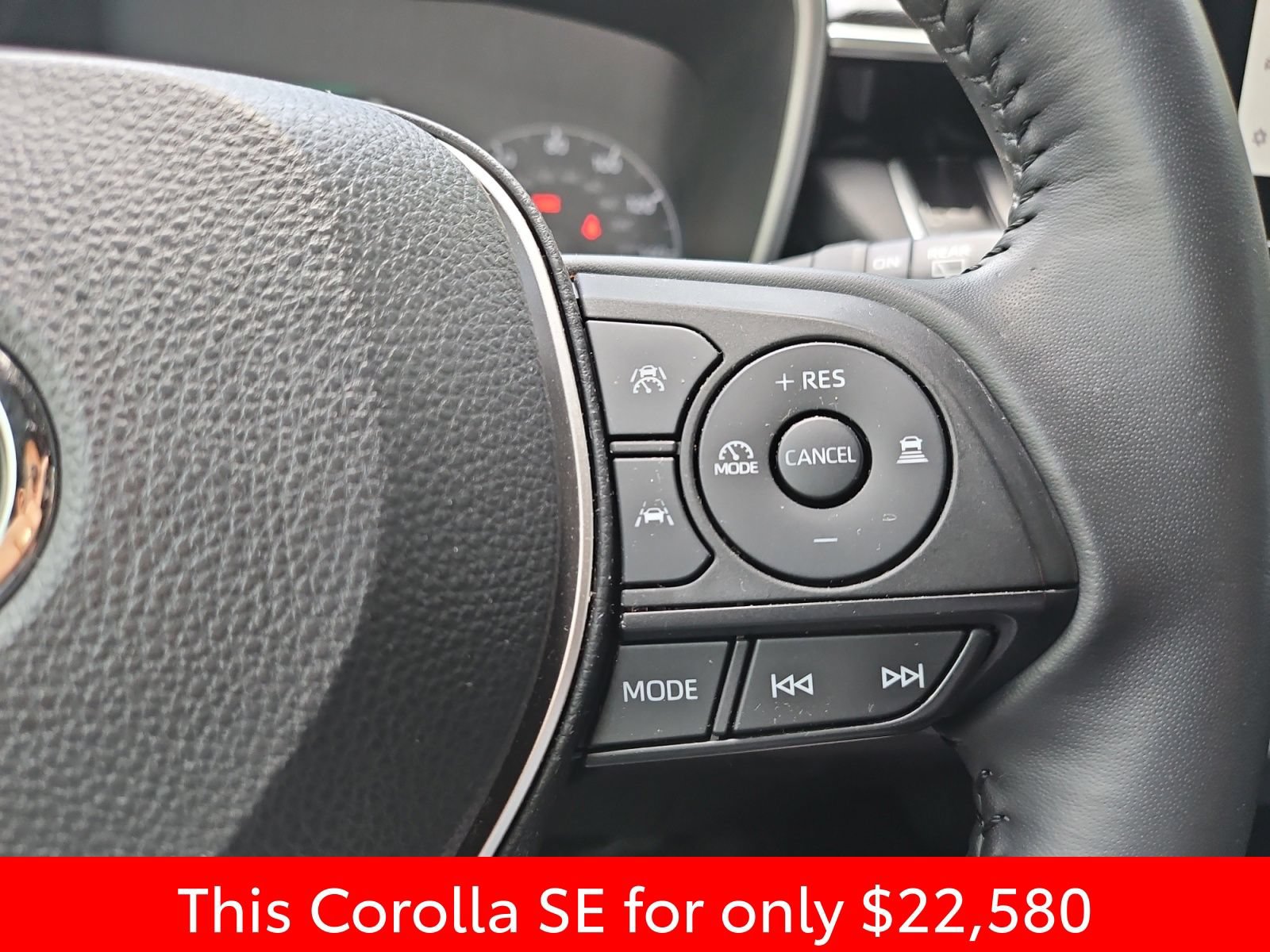 Used 2023 Toyota Corolla SE FWD image 29