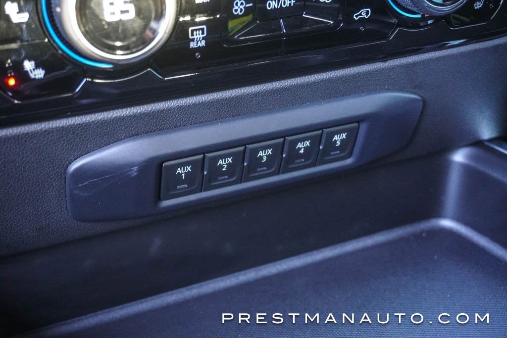 Used 2025 Chevrolet Silverado 3500 High Country w/ Technology Package image 49