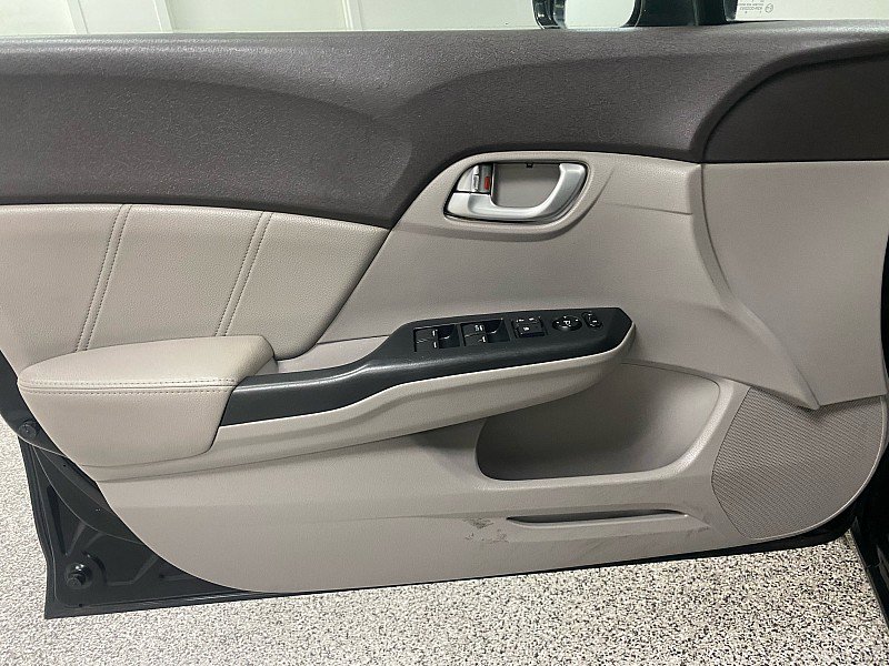 Used 2012 Honda Civic EX-L image 10