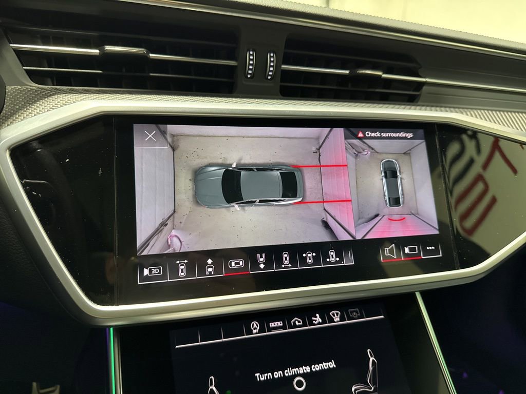 Used 2022 Audi RS 7 Sportback AWD/4WD image 30