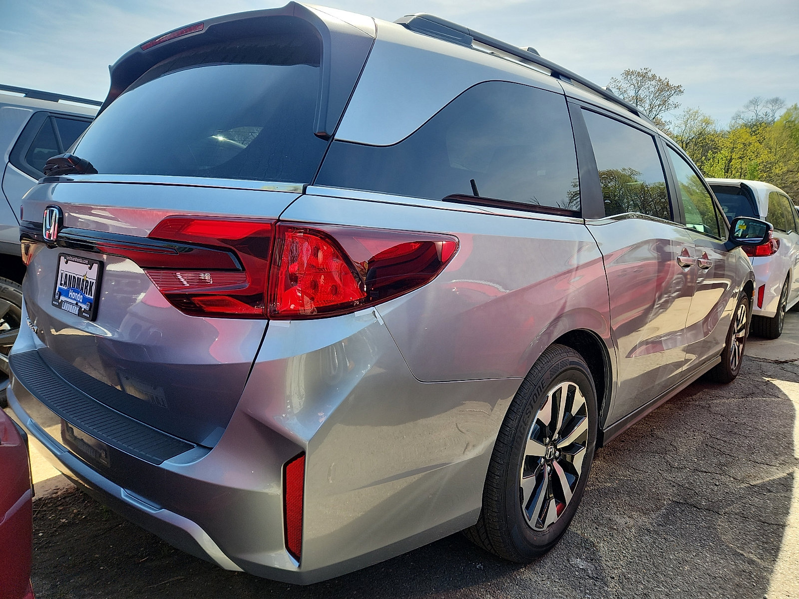 New 2026 Honda Odyssey EX-L image 3