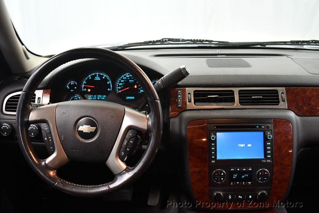 Used 2010 Chevrolet Suburban LTZ image 34