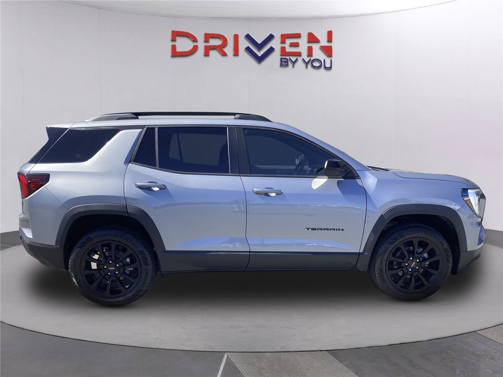New 2026 GMC Terrain Elevation w/ Black Edition FWD image 3