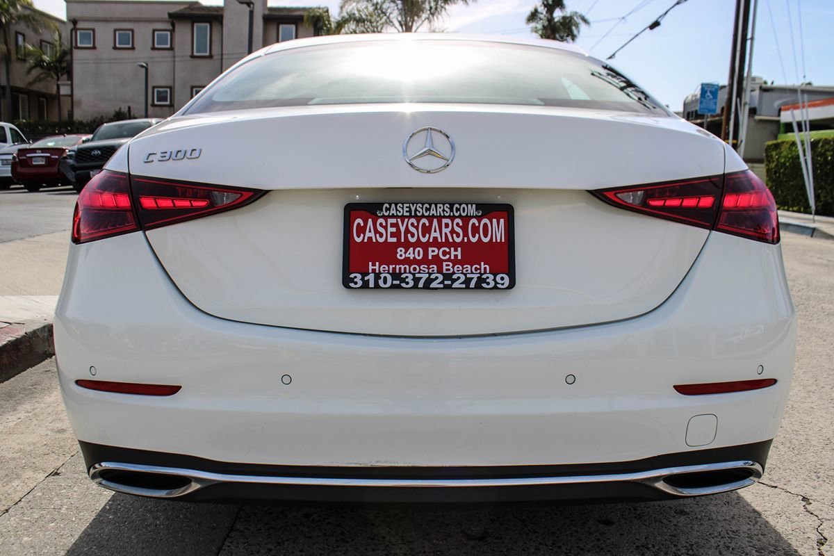 Used 2023 Mercedes-Benz C 300 Sedan image 4
