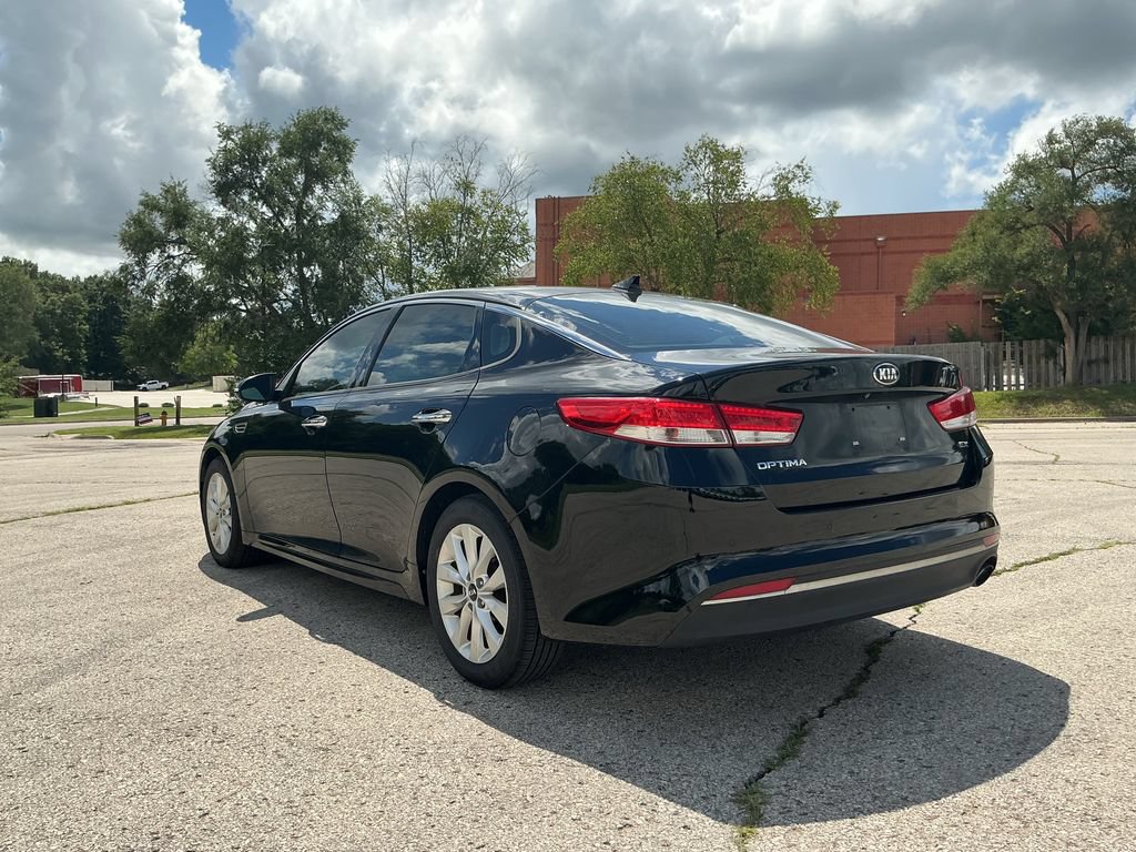 Used 2018 Kia Optima EX FWD image 2