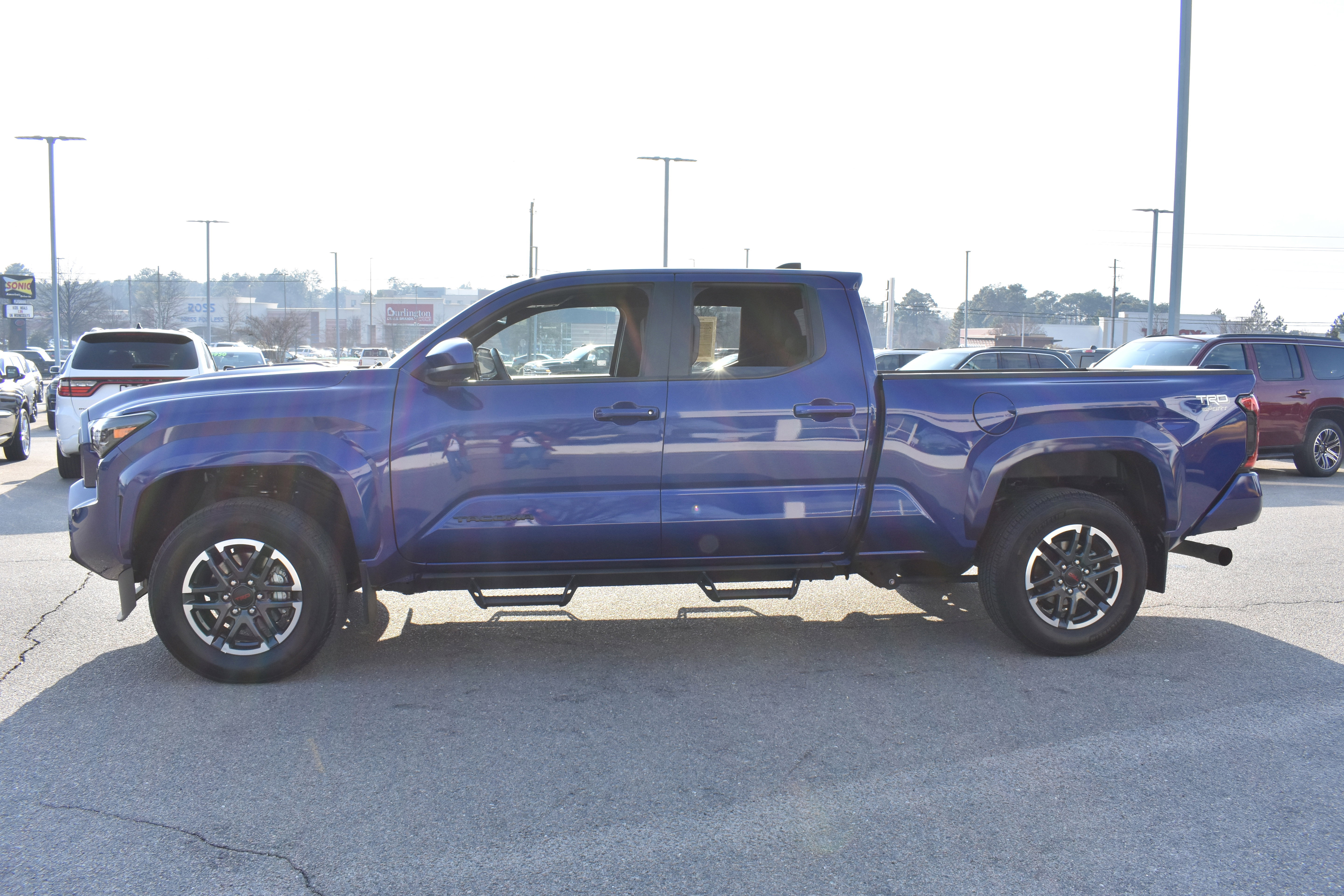 Used 2024 Toyota Tacoma TRD Sport image 6