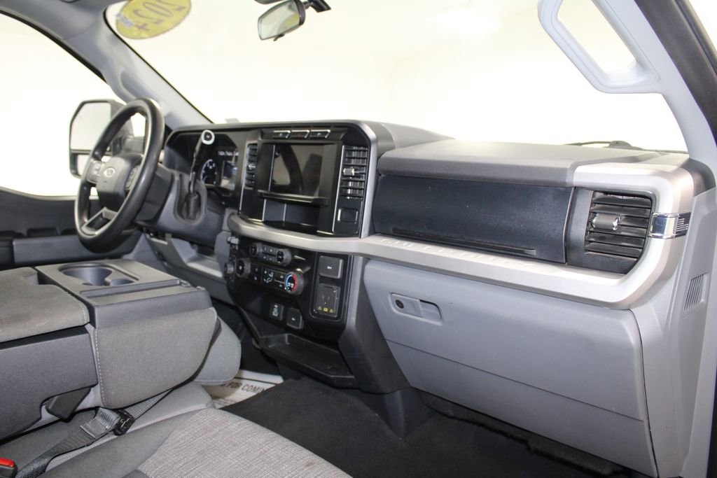 Used 2024 Ford F250 XLT image 30
