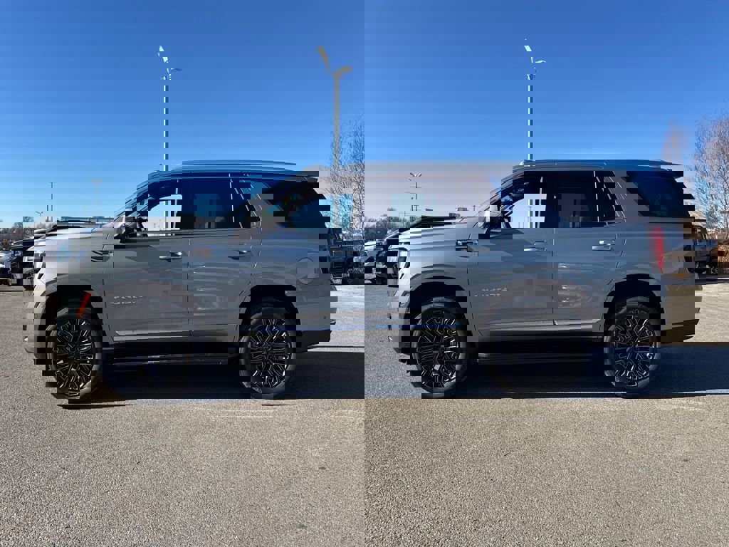 New 2026 GMC Yukon Elevation w/ LPO, Floor Liner Package image 3