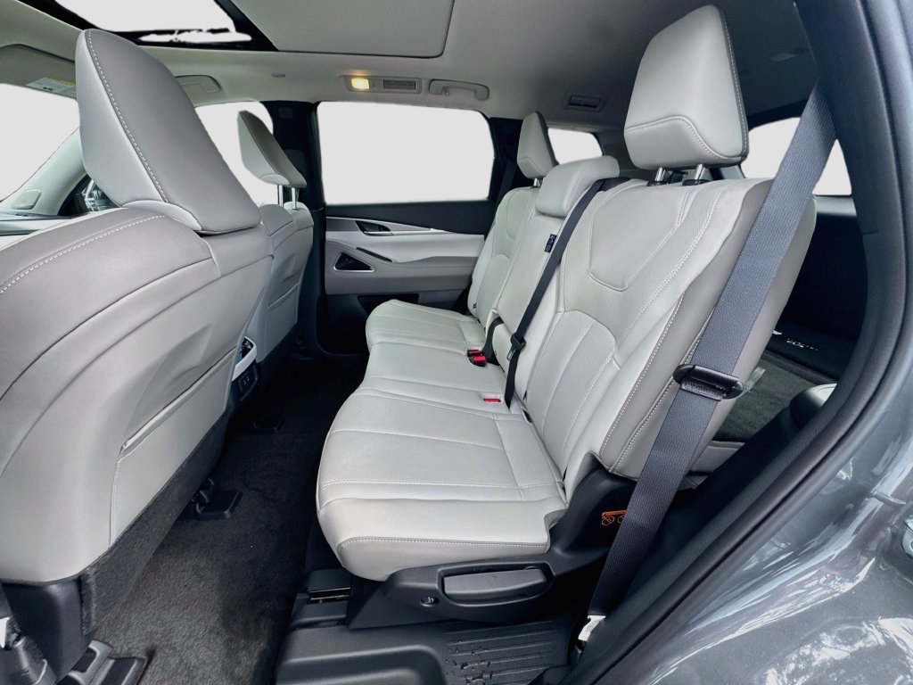 New 2027 INFINITI QX60 Luxe w/ Cargo Package FWD image 26