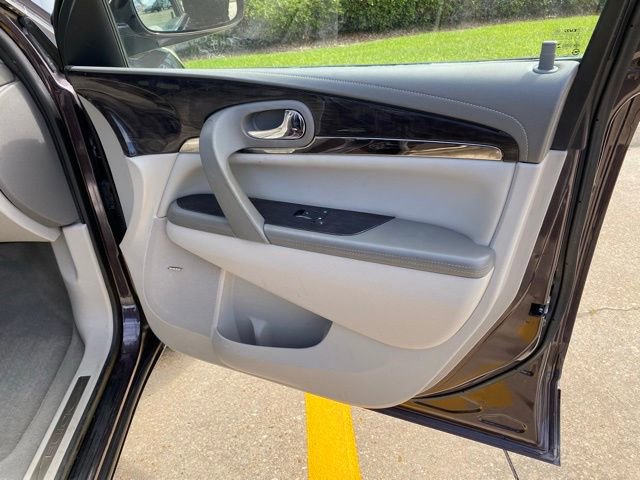 Used 2015 Buick Enclave Leather image 26