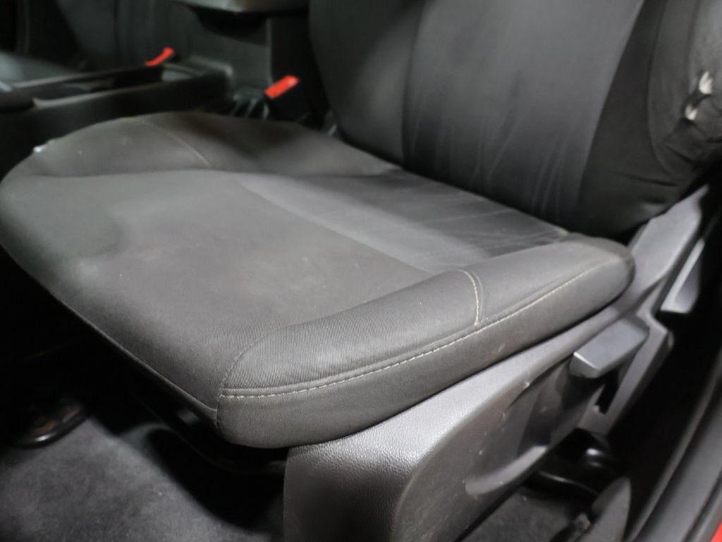 Used 2016 Ford Focus SE FWD image 11