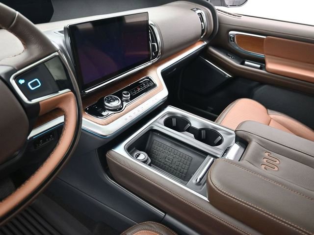 New 2025 Ford Expedition King Ranch image 23