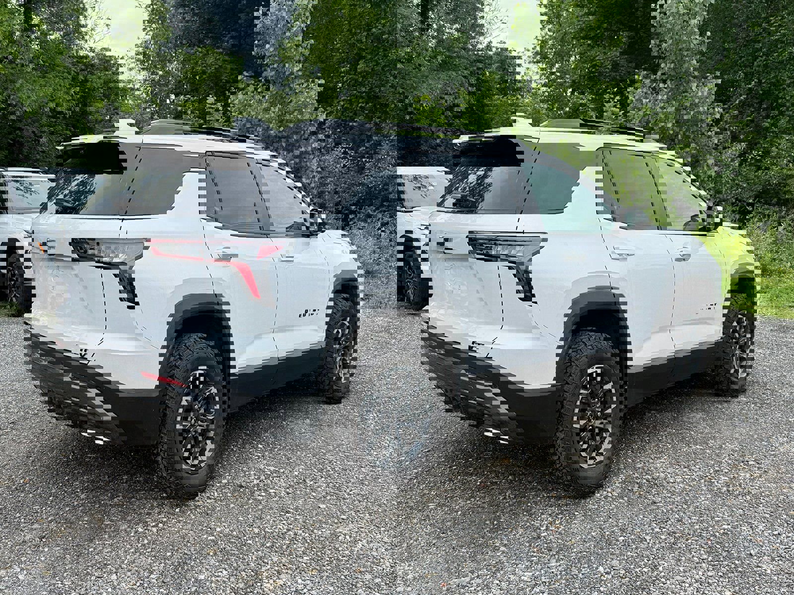 New 2025 Chevrolet Equinox ACTIV w/ Safety and Technology Package image 25