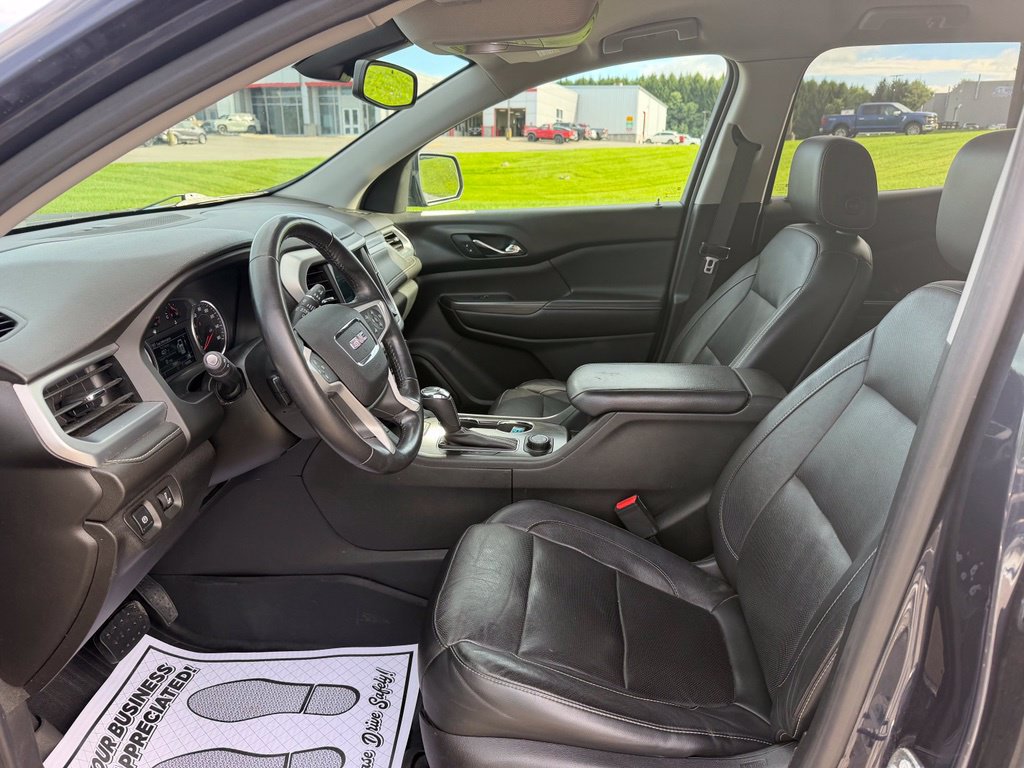 Used 2018 GMC Acadia SLT AWD/4WD image 10