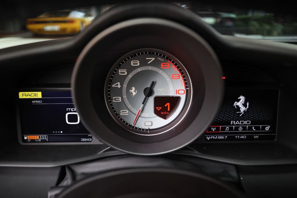 Certified 2019 Ferrari 488 GTB RWD image 32