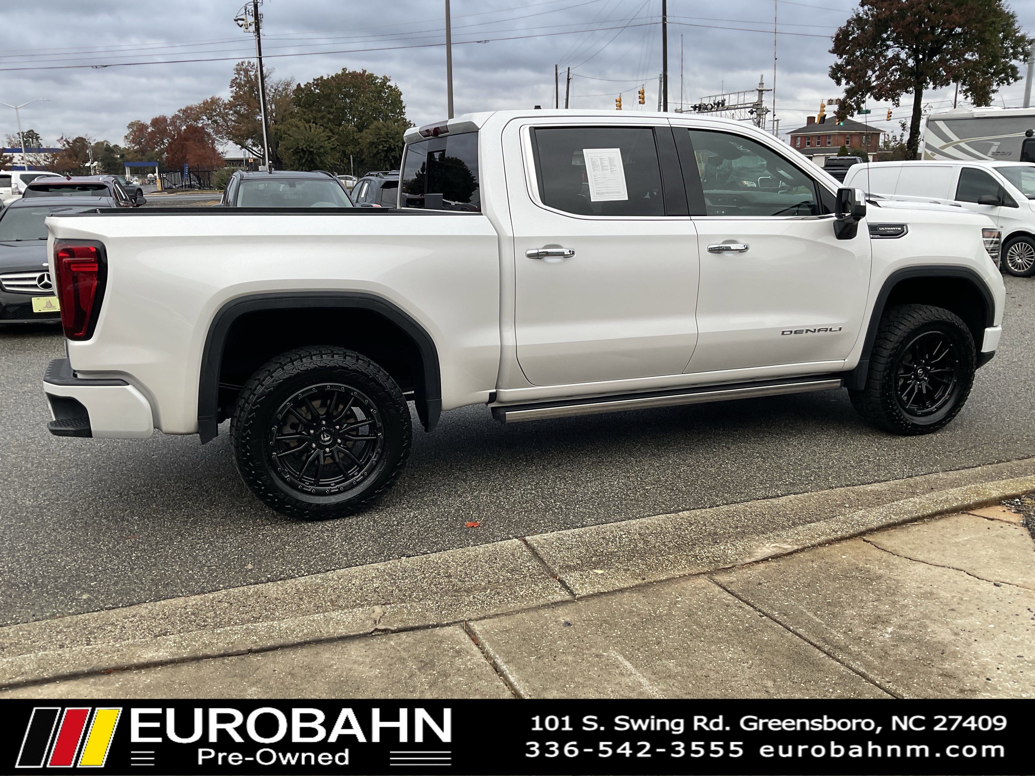 Used 2023 GMC Sierra 1500 Denali Ultimate image 29