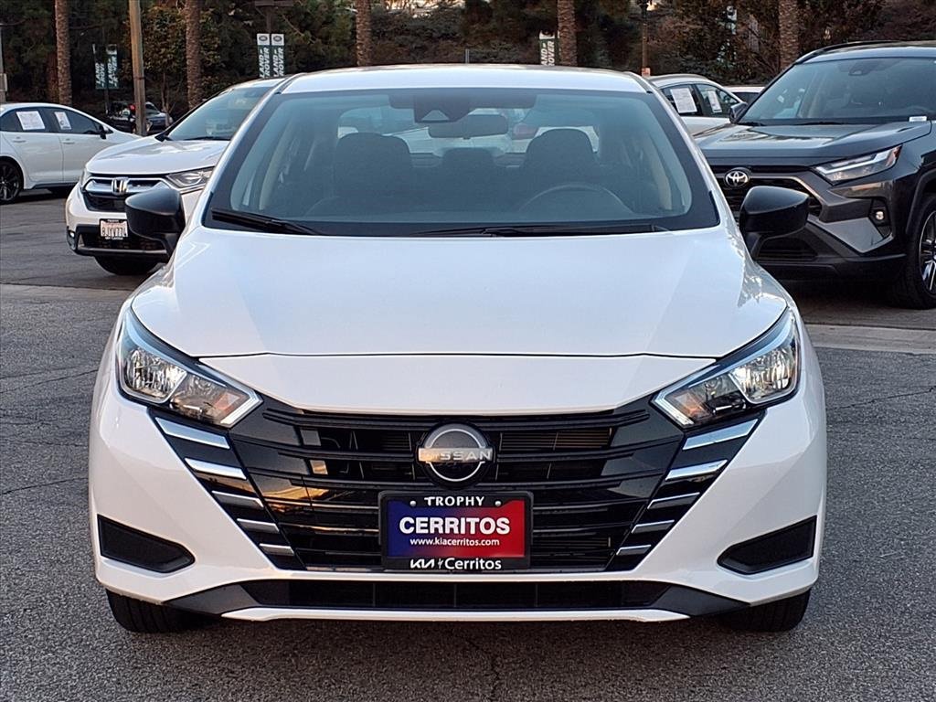 Used 2024 Nissan Versa S w/ Trunk Package image 8