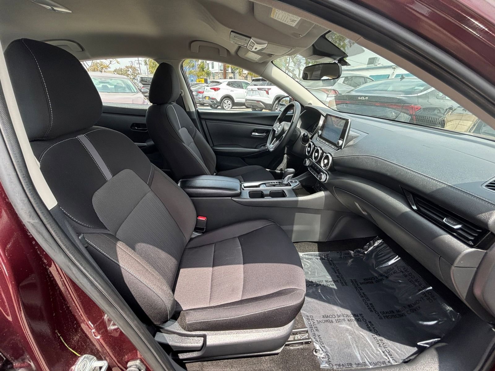 Used 2025 Nissan Sentra SV FWD image 41