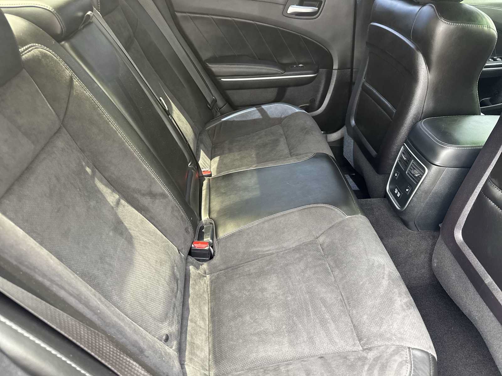 Used 2020 Dodge Charger Scat Pack RWD image 17