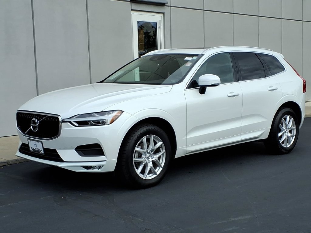 Used 2021 Volvo XC60 T5 Momentum w/ Climate Package AWD/4WD image 1