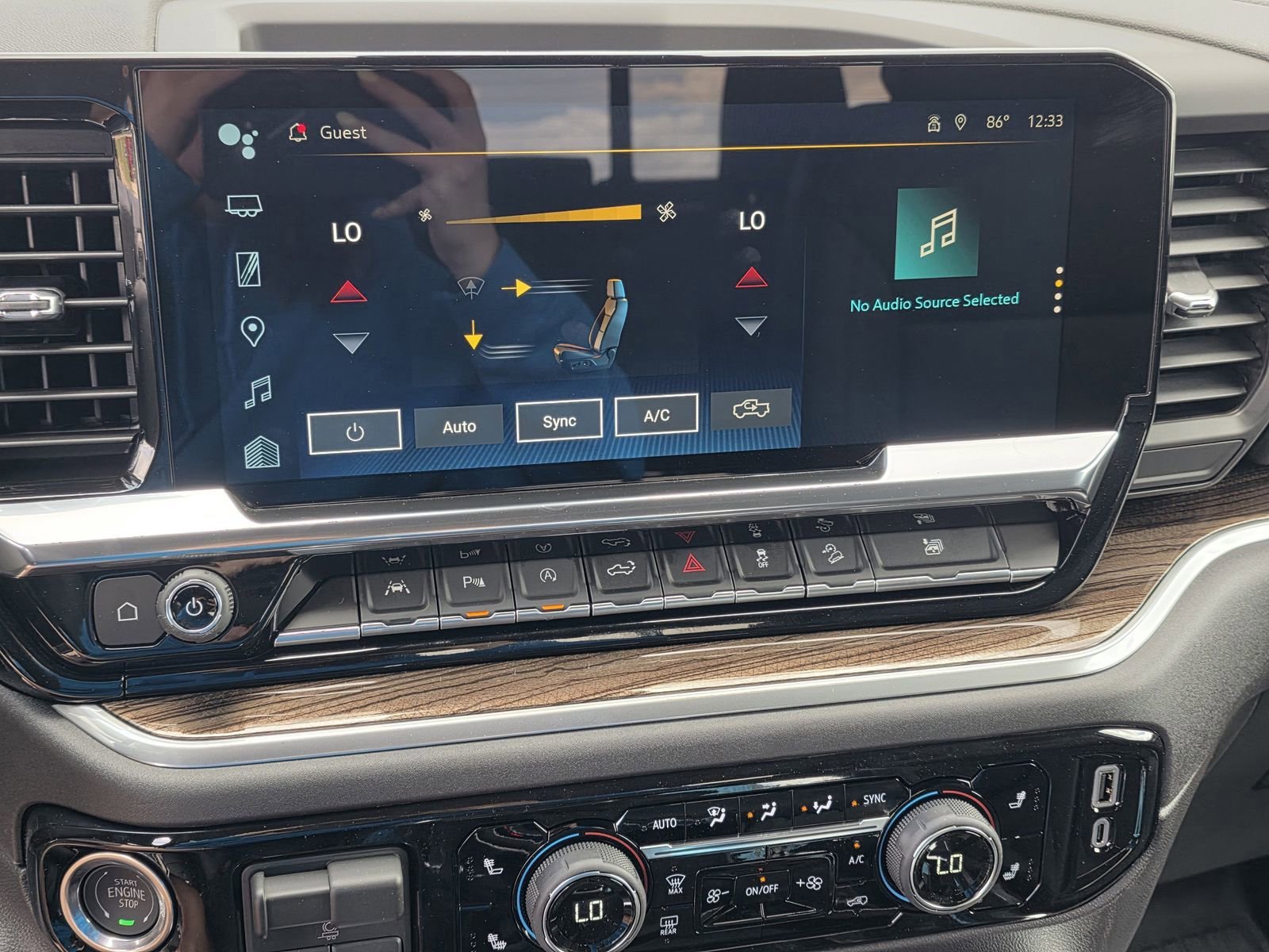 New 2026 Chevrolet Silverado 1500 RST AWD/4WD image 13