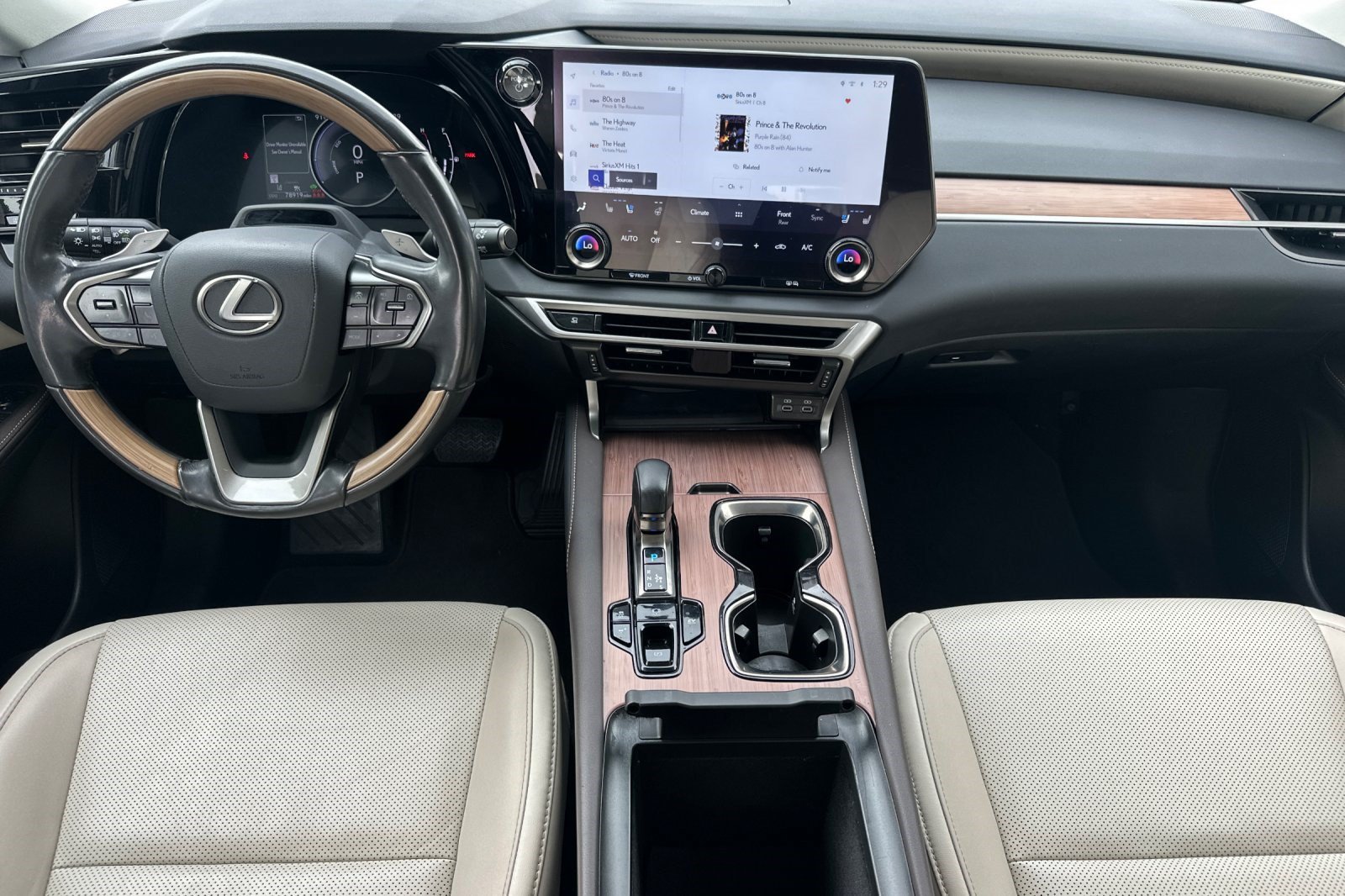 Used 2024 Lexus RX 350h w/ Convenience Package AWD/4WD image 17
