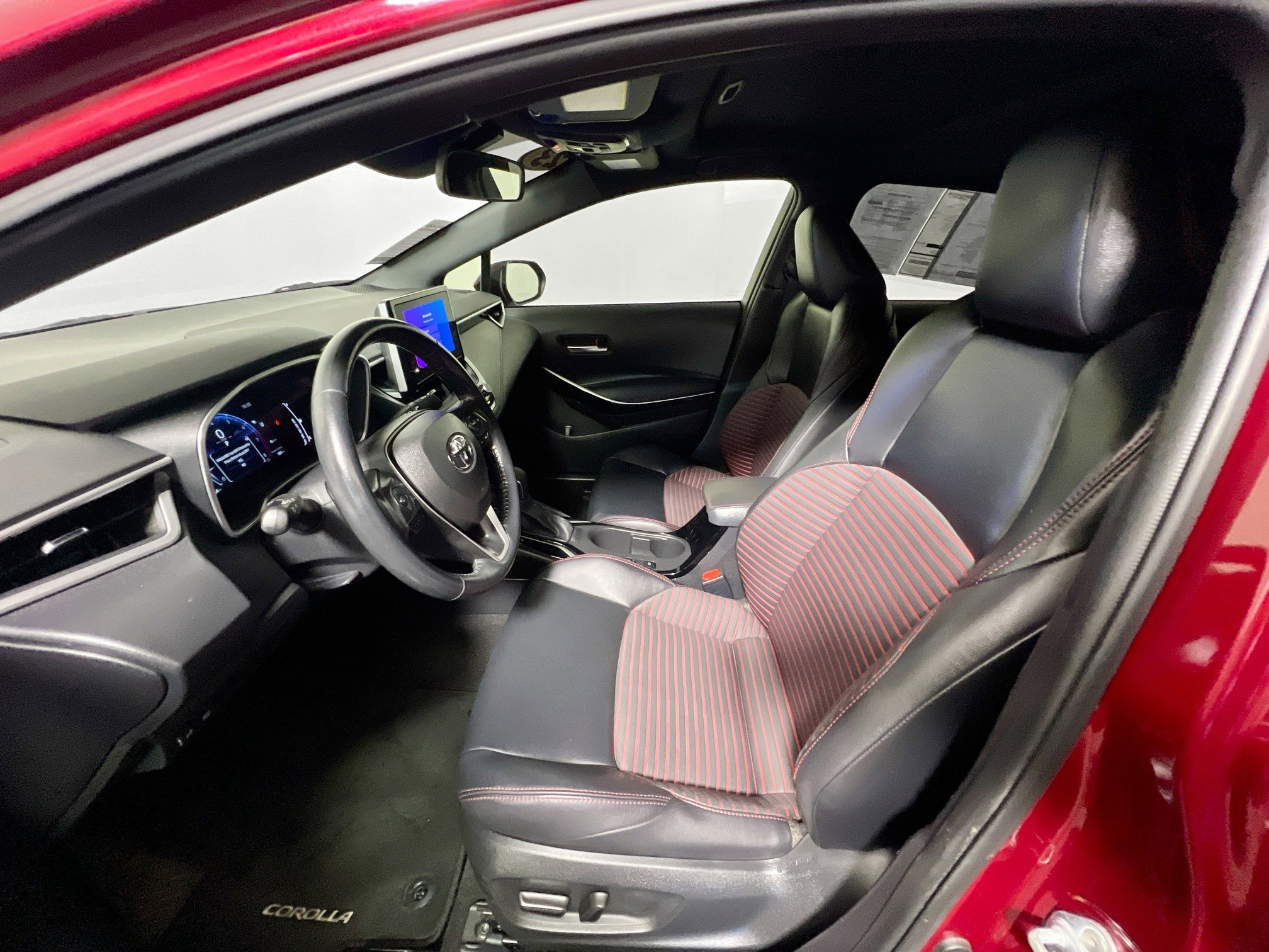 Used 2023 Toyota Corolla XSE image 14