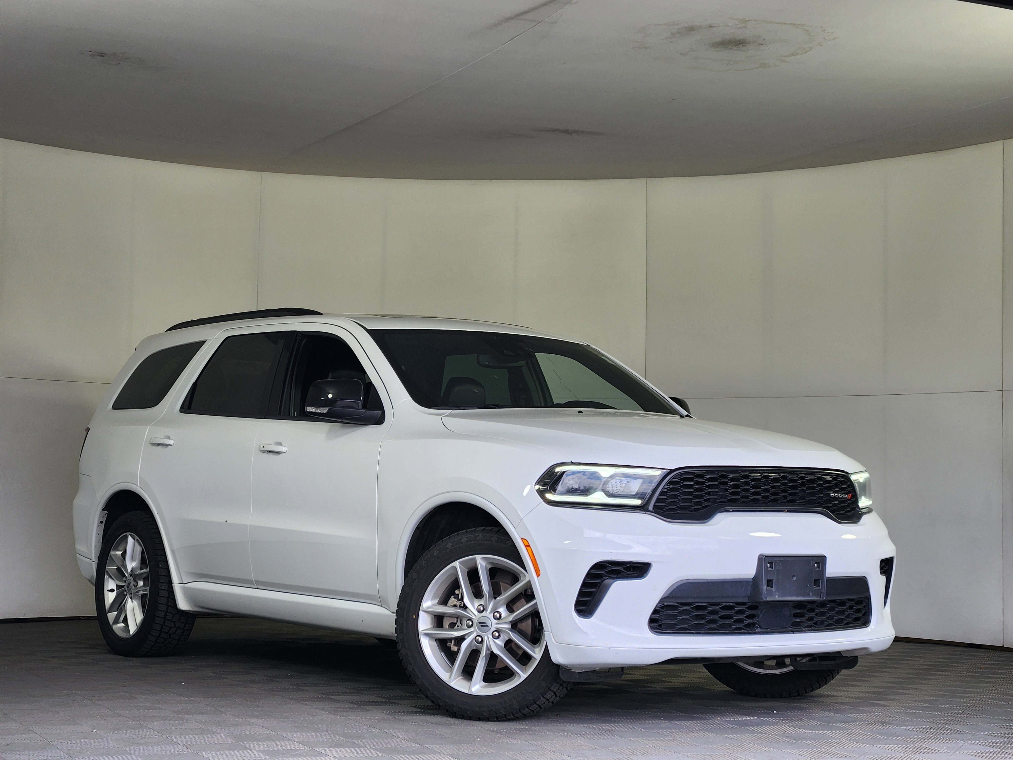Used 2024 Dodge Durango GT AWD/4WD image 1