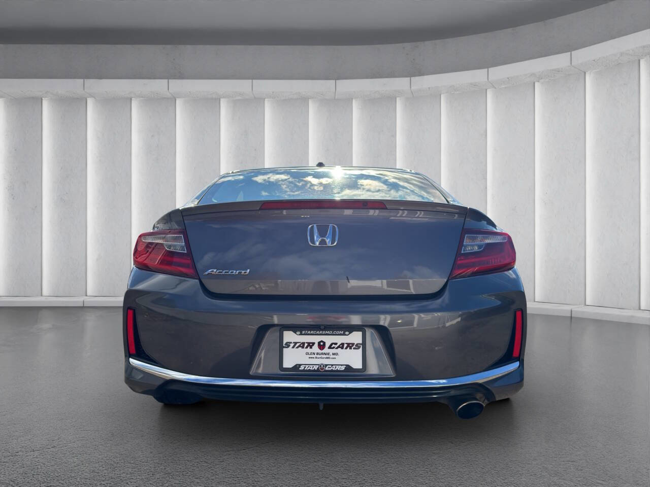 Used 2017 Honda Accord EX image 4