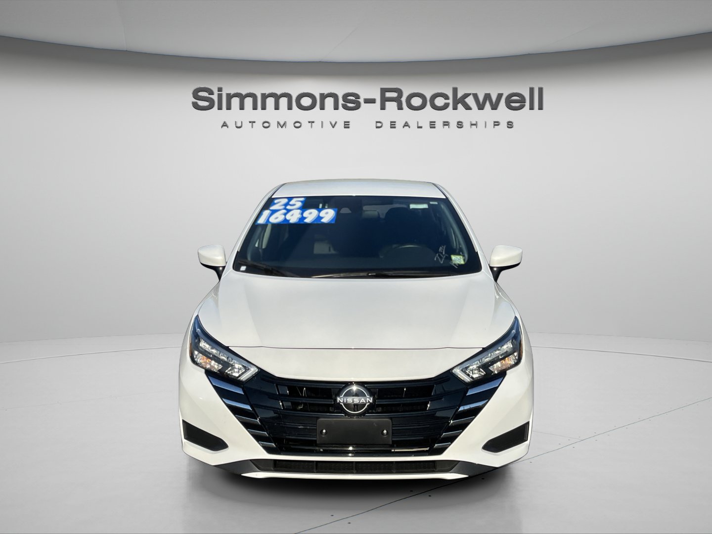 Used 2025 Nissan Versa SV FWD image 8