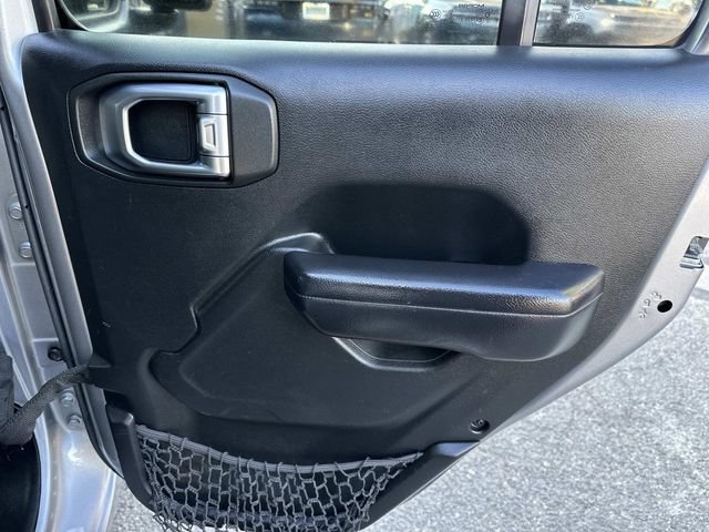 Used 2018 Jeep Wrangler Unlimited Sport S AWD/4WD image 13