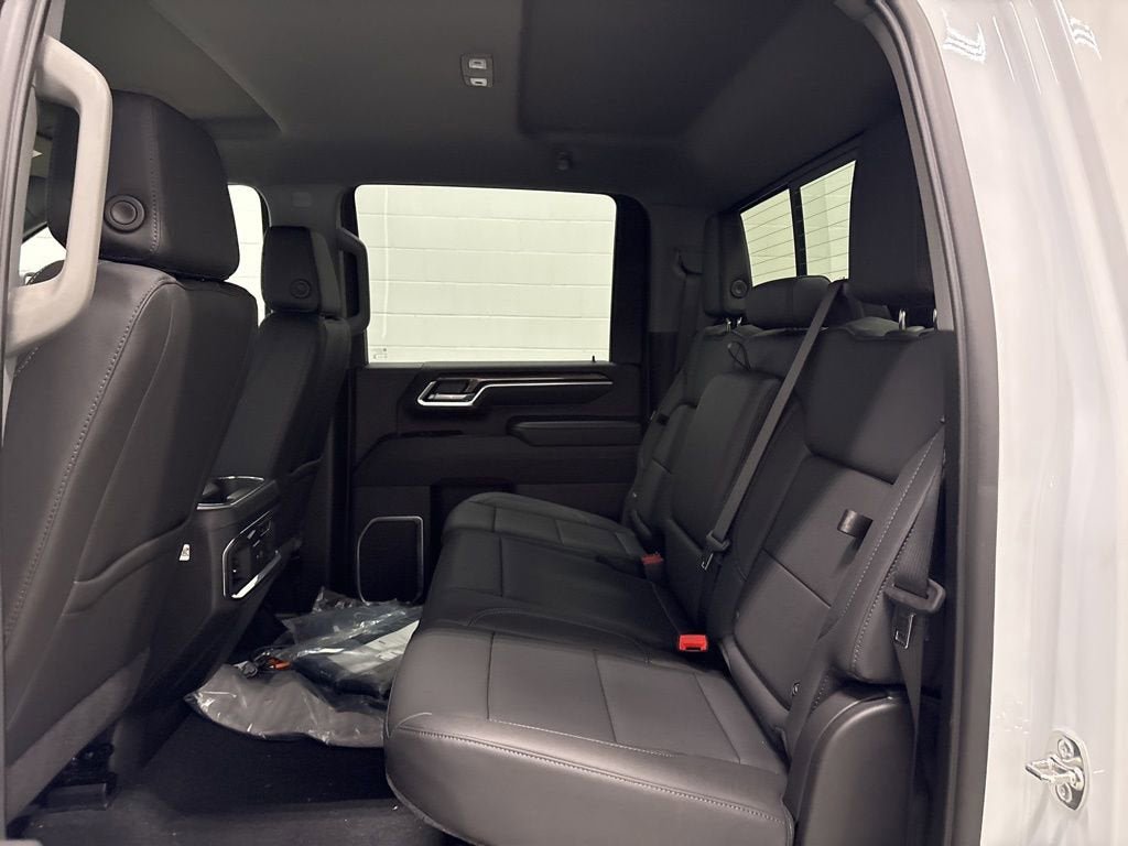 New 2026 Chevrolet Silverado 2500 LTZ w/ LTZ Plus Package AWD/4WD image 34