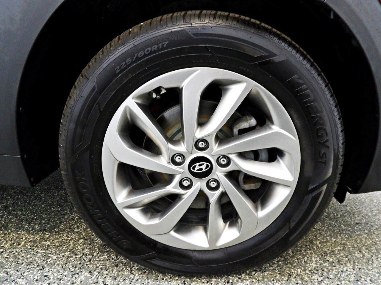 Used 2017 Hyundai Tucson SE w/ SE Popular Package 02 AWD/4WD image 21
