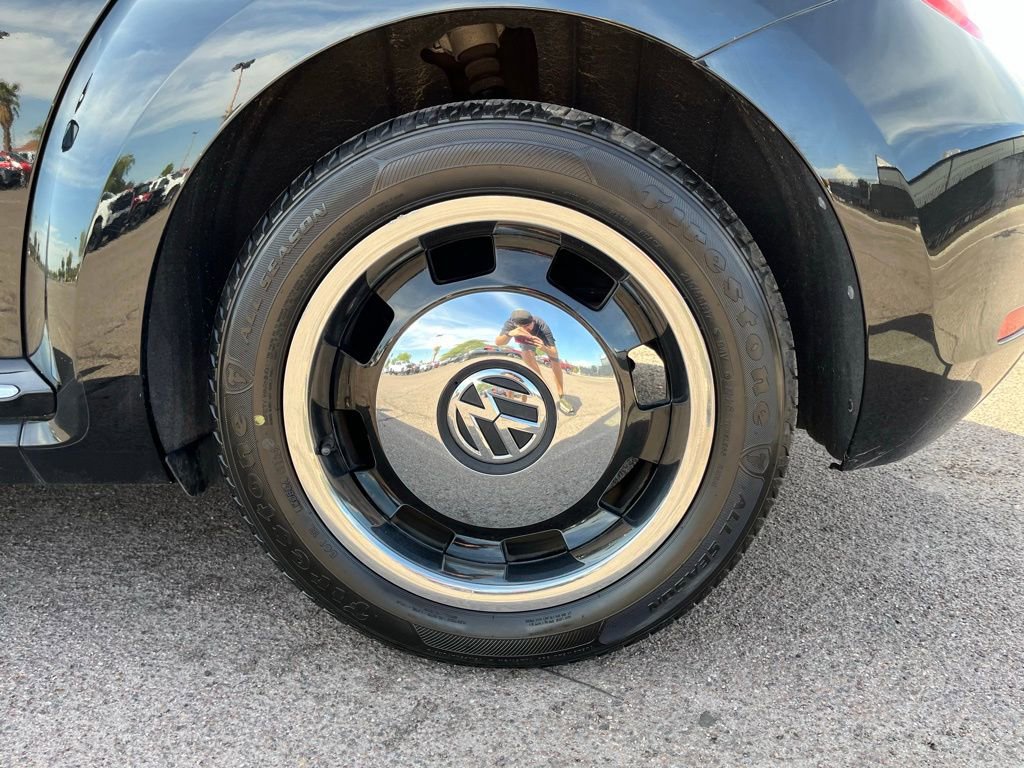 Used 2013 Volkswagen Beetle 2.5 image 11