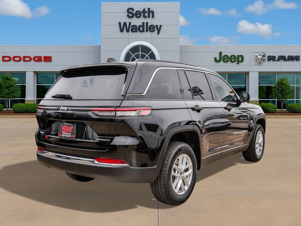 New 2026 Jeep Grand Cherokee Laredo X AWD/4WD image 5