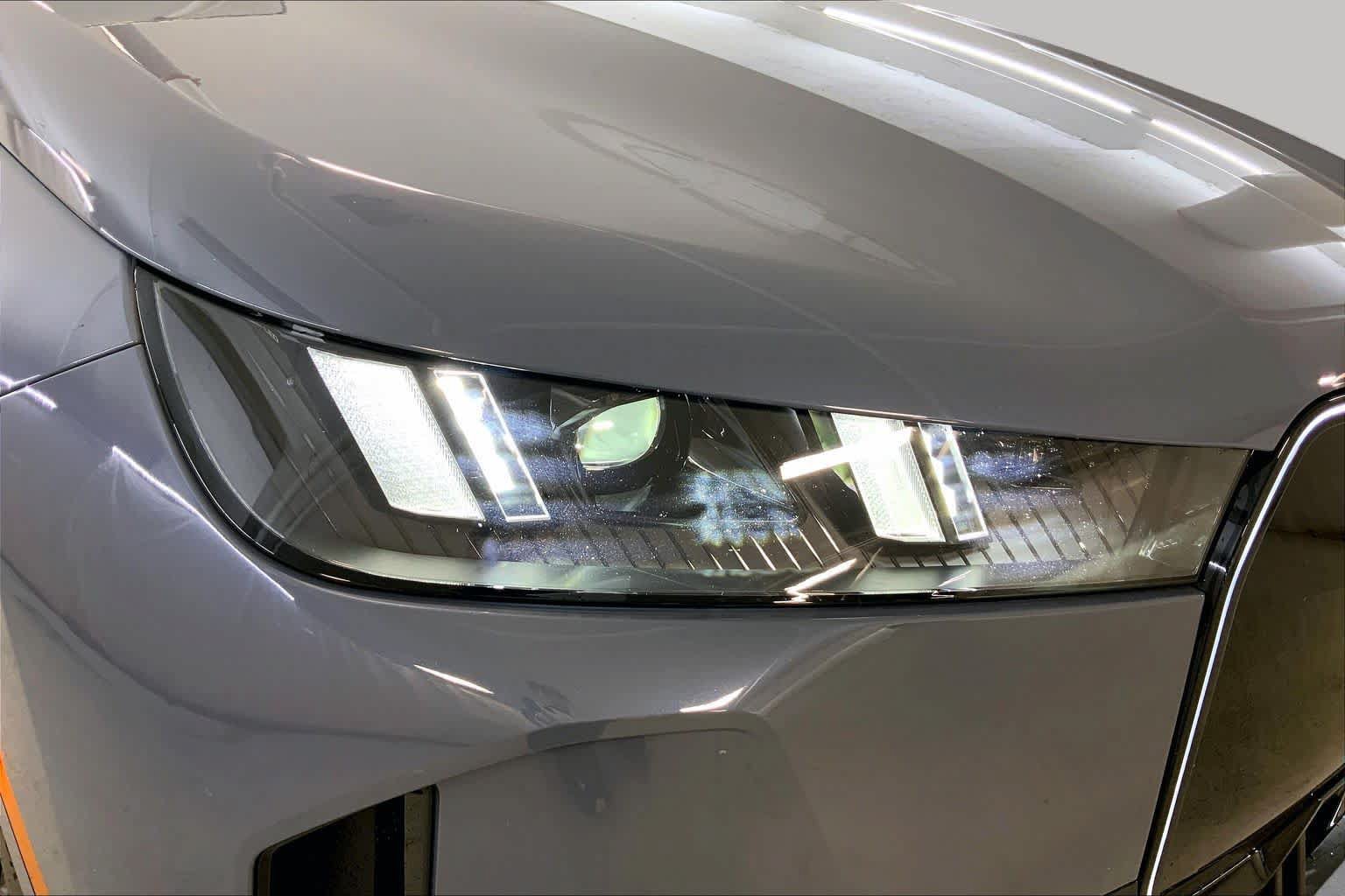 Used 2026 BMW iX xDrive45 AWD/4WD image 27