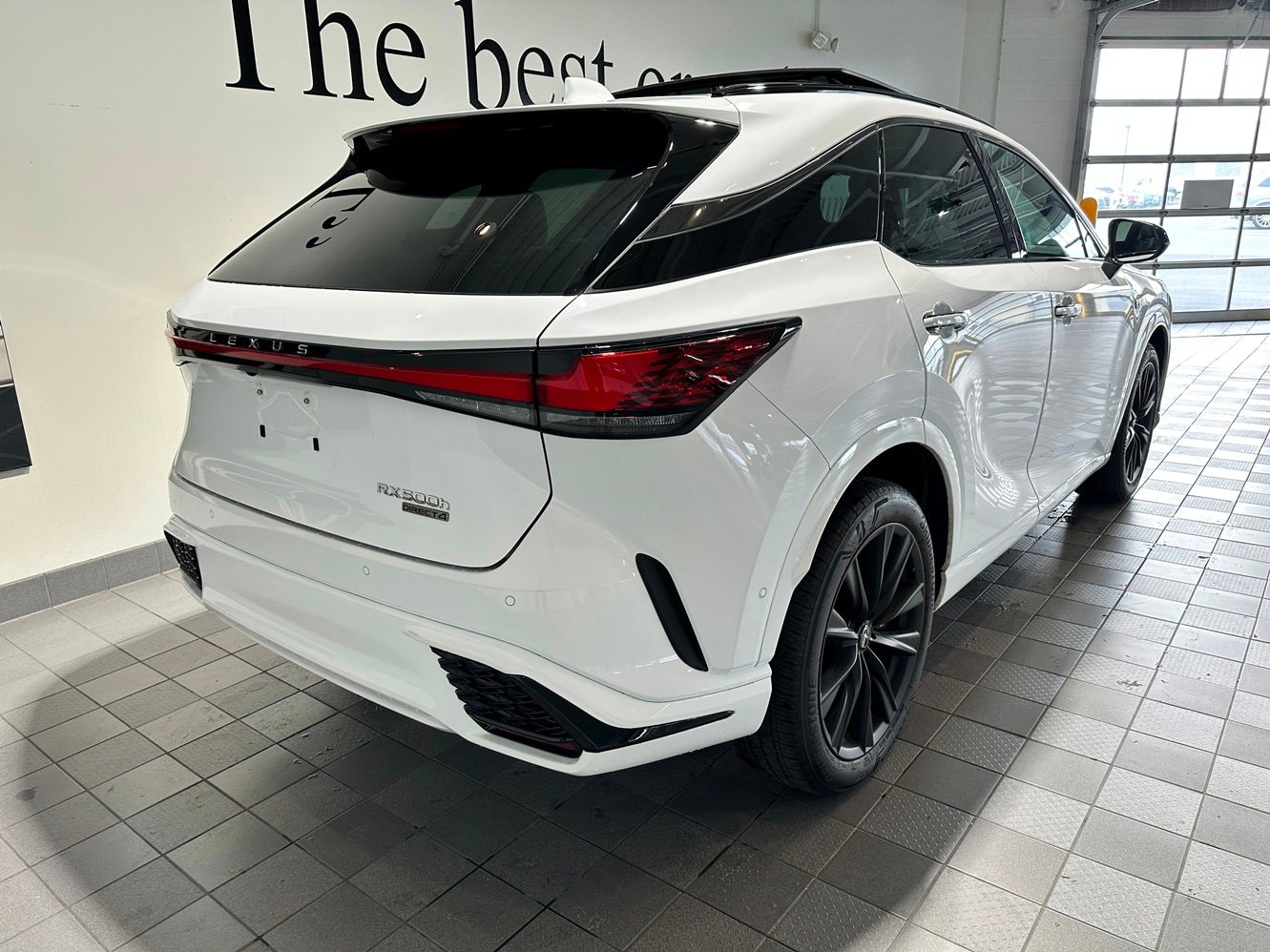 Used 2023 Lexus RX 500h F Sport w/ Accessory Package (2T) AWD/4WD image 4