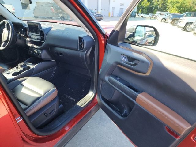 Certified 2024 Ford Bronco Sport Outer Banks w/ Tech Package AWD/4WD image 38