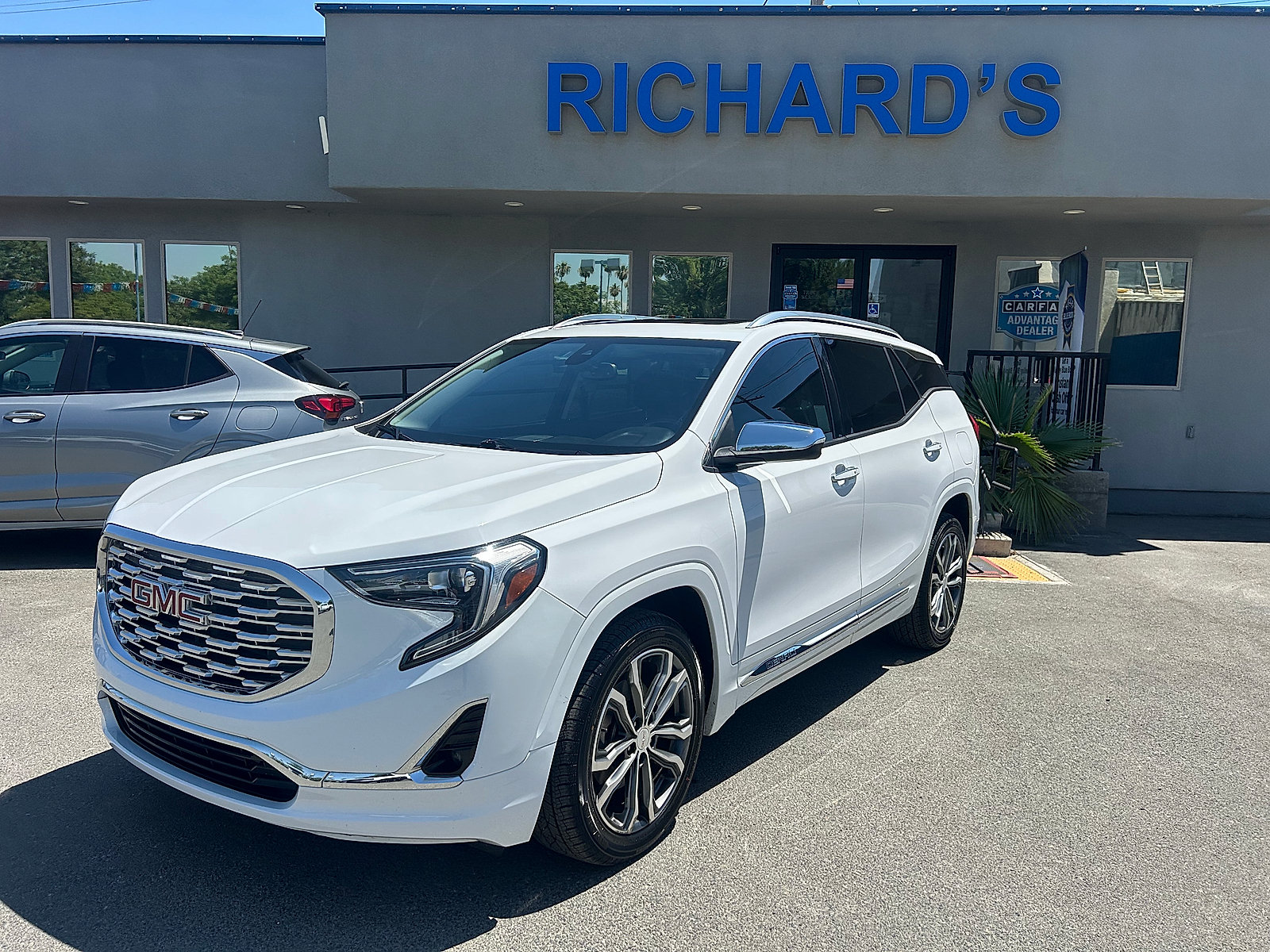 Used 2018 GMC Terrain Denali w/ Comfort Package FWD image 7