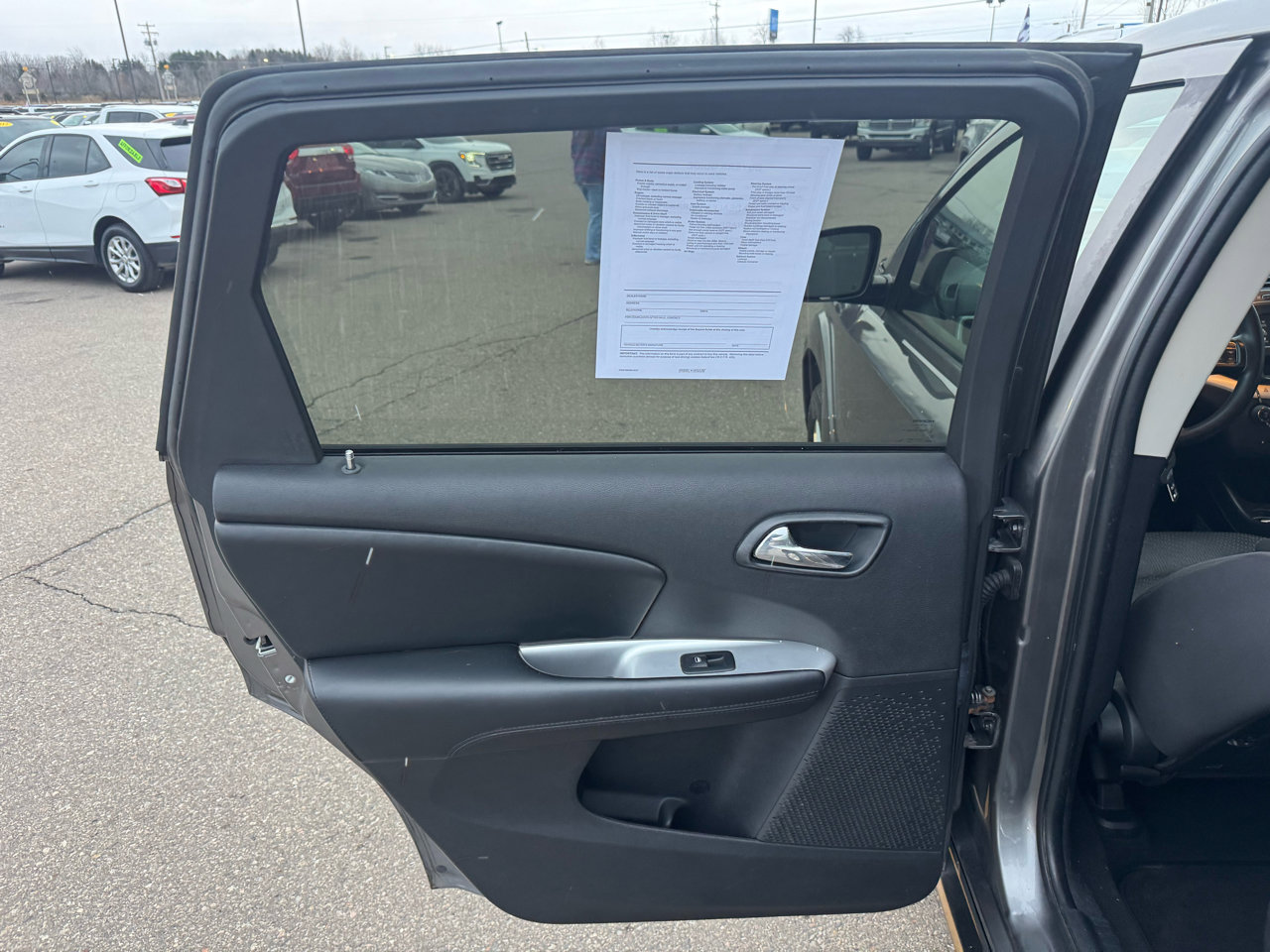 Used 2013 Dodge Journey SXT w/ Flexible Seating Group image 14