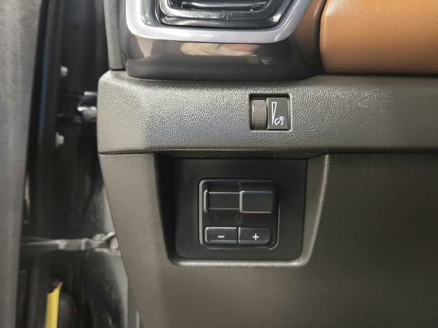 Used 2023 GMC Canyon AT4 image 28