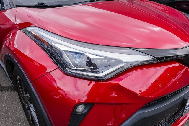 Used 2021 Toyota C-HR Limited image 3