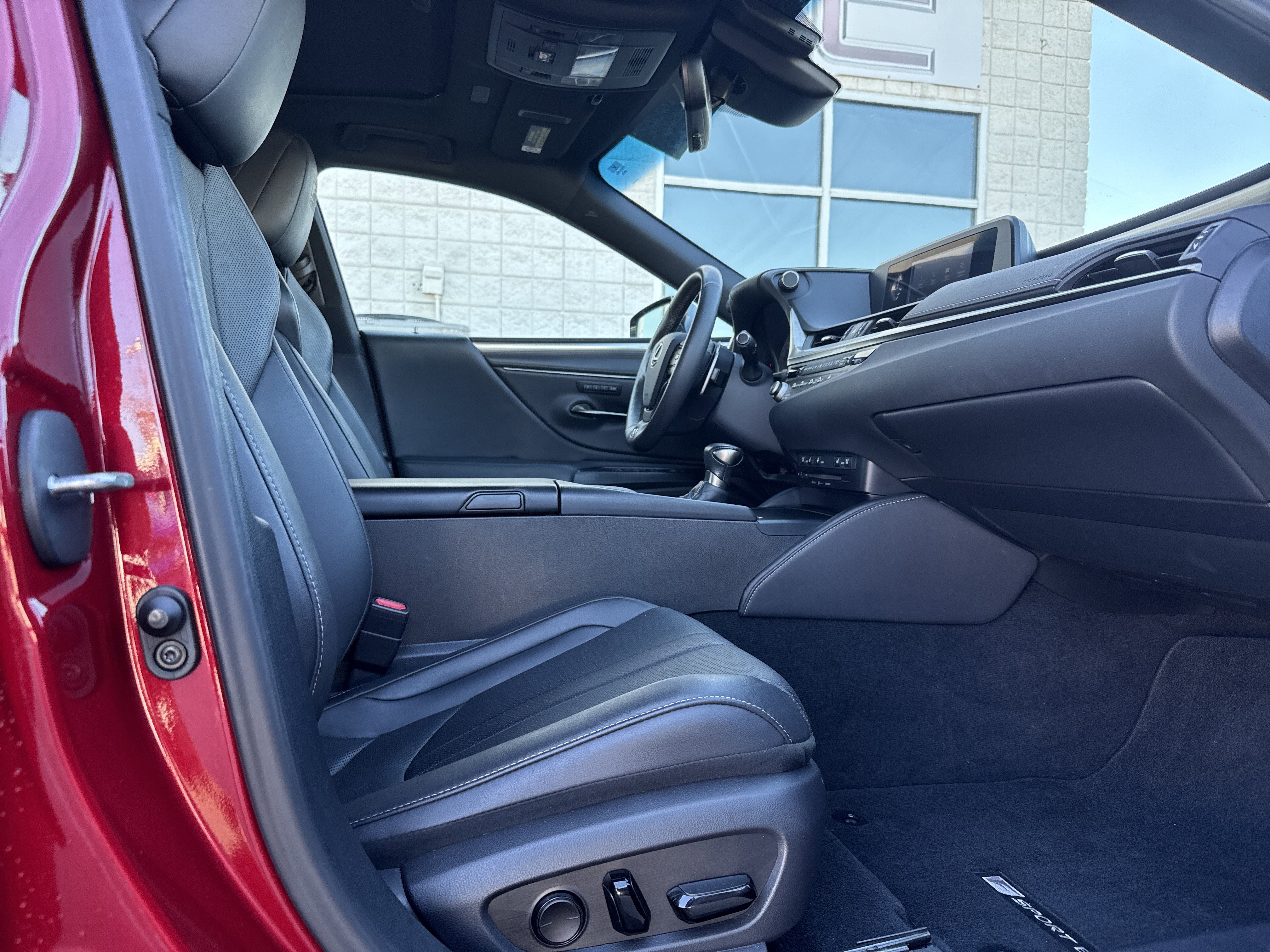 Used 2021 Lexus ES 350 F Sport image 31