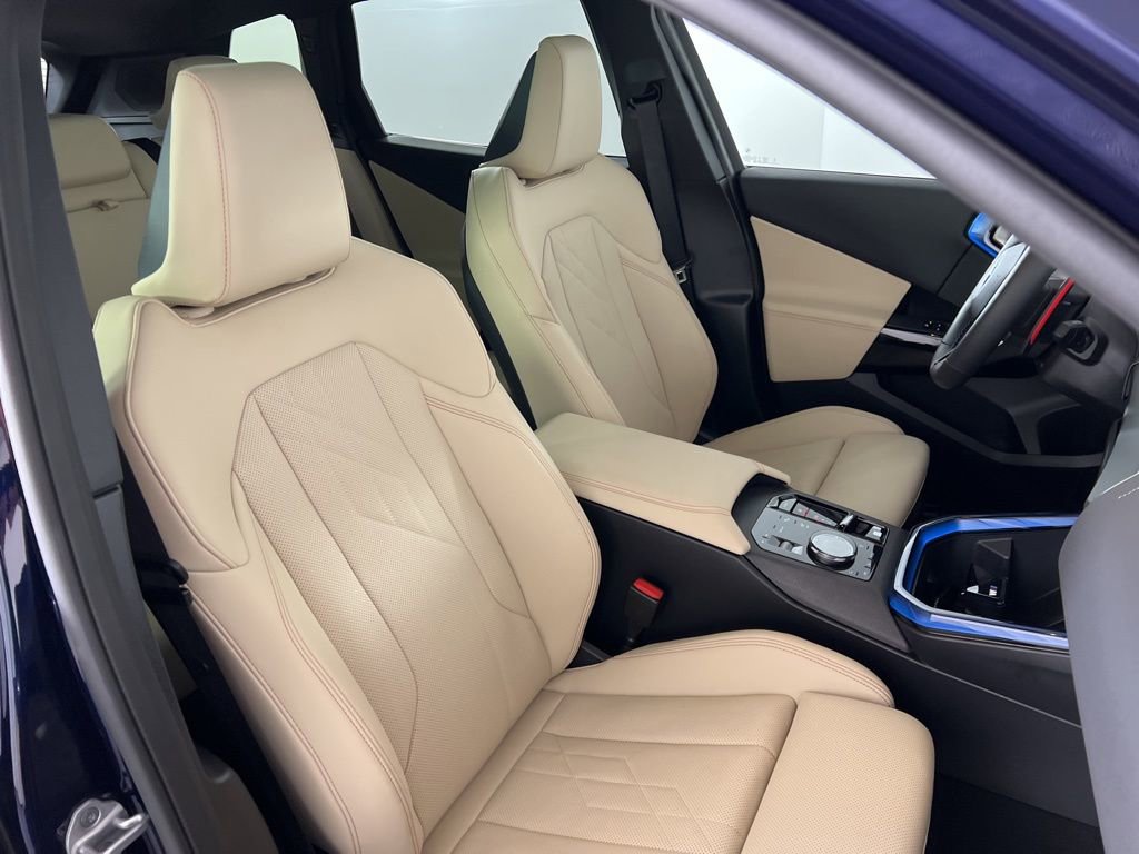 Used 2026 BMW X3 M50 w/ Premium Package image 24